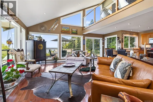 5633 6TH STREET, Union Bay 5