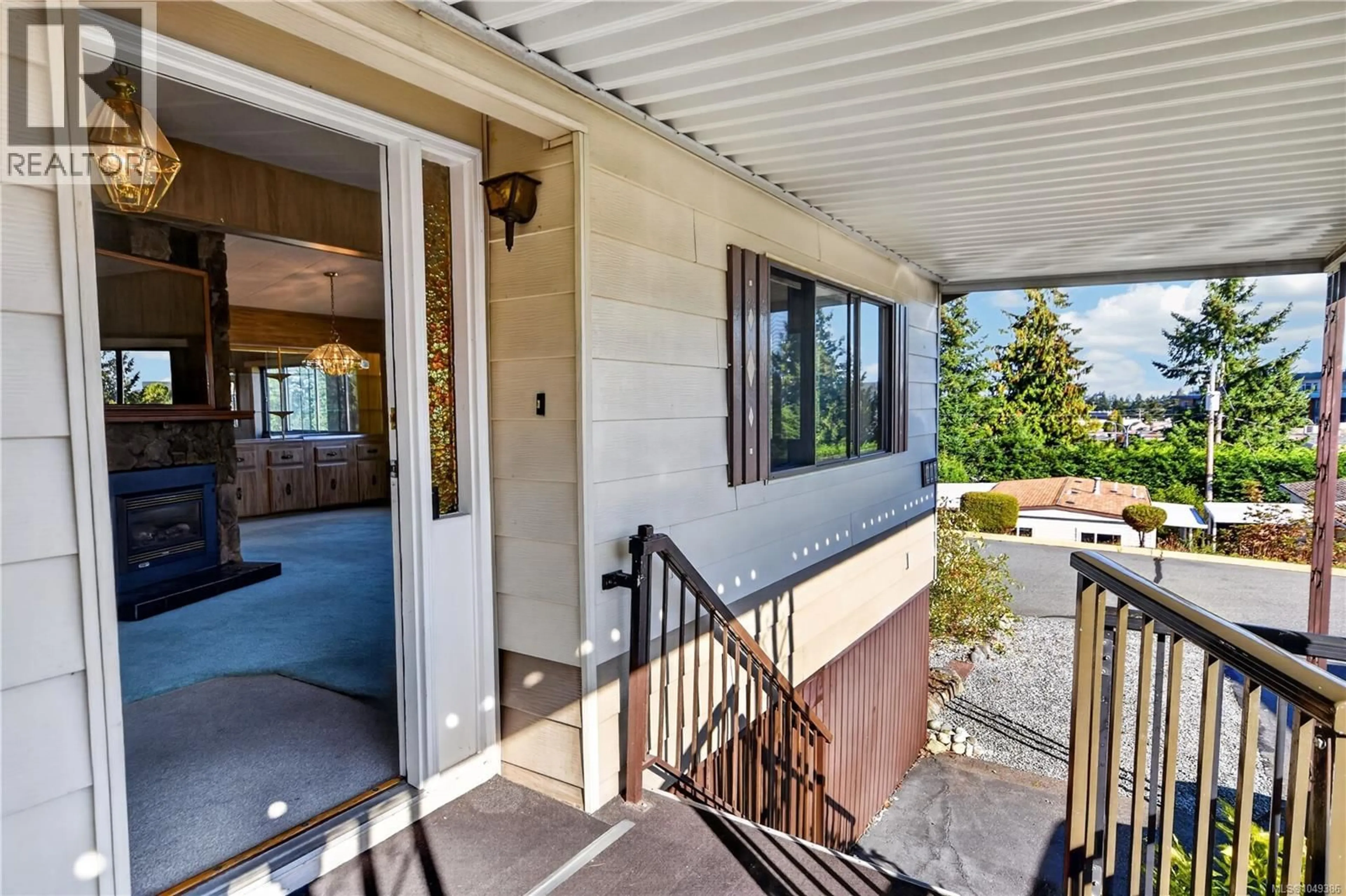 Unknown for 110 - 6325 METRAL DRIVE, Nanaimo British Columbia V9T6P9