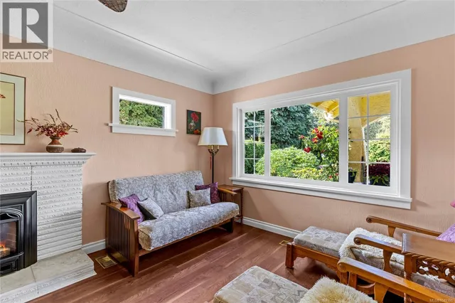 9839 FIR STREET, Chemainus 5