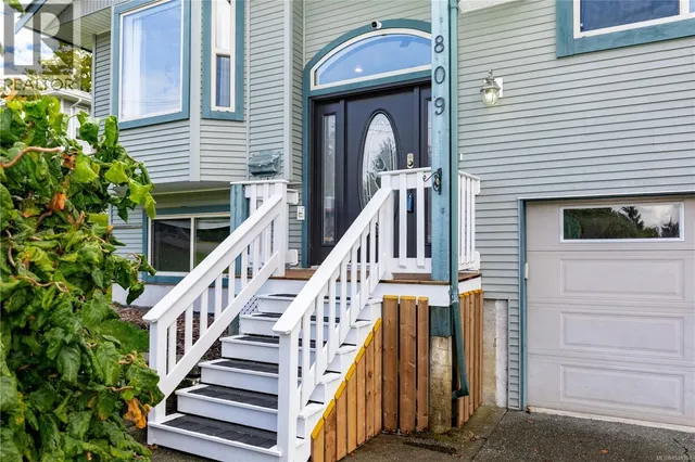 809 WILLOWCREST ROAD, Campbell River 4