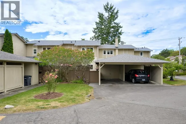 11 - 3981 NELTHORPE STREET, Saanich 2