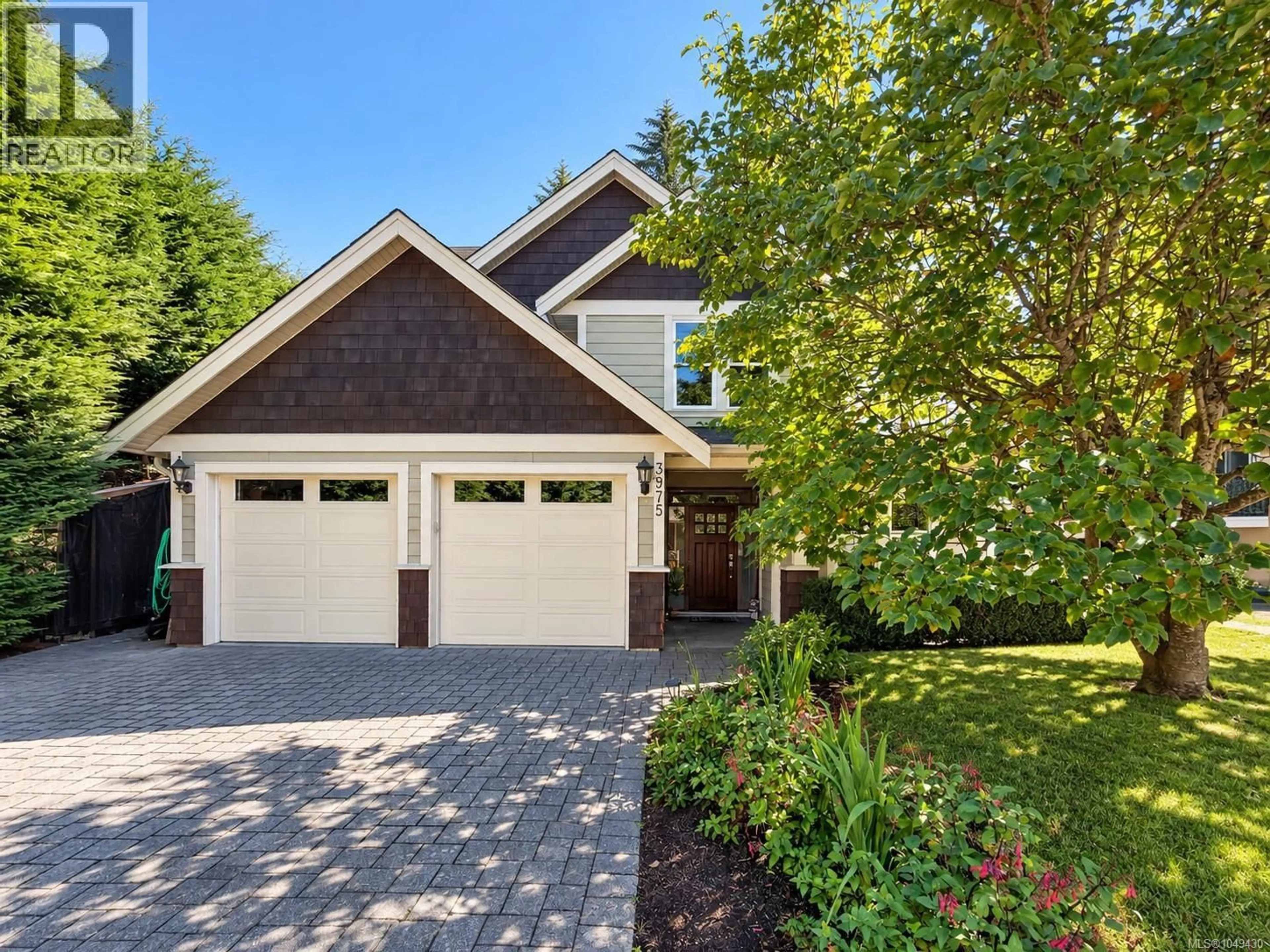 Home with brick exterior material, street for 3975 RECHSTEINER ROAD, Saanich British Columbia V8P0A4