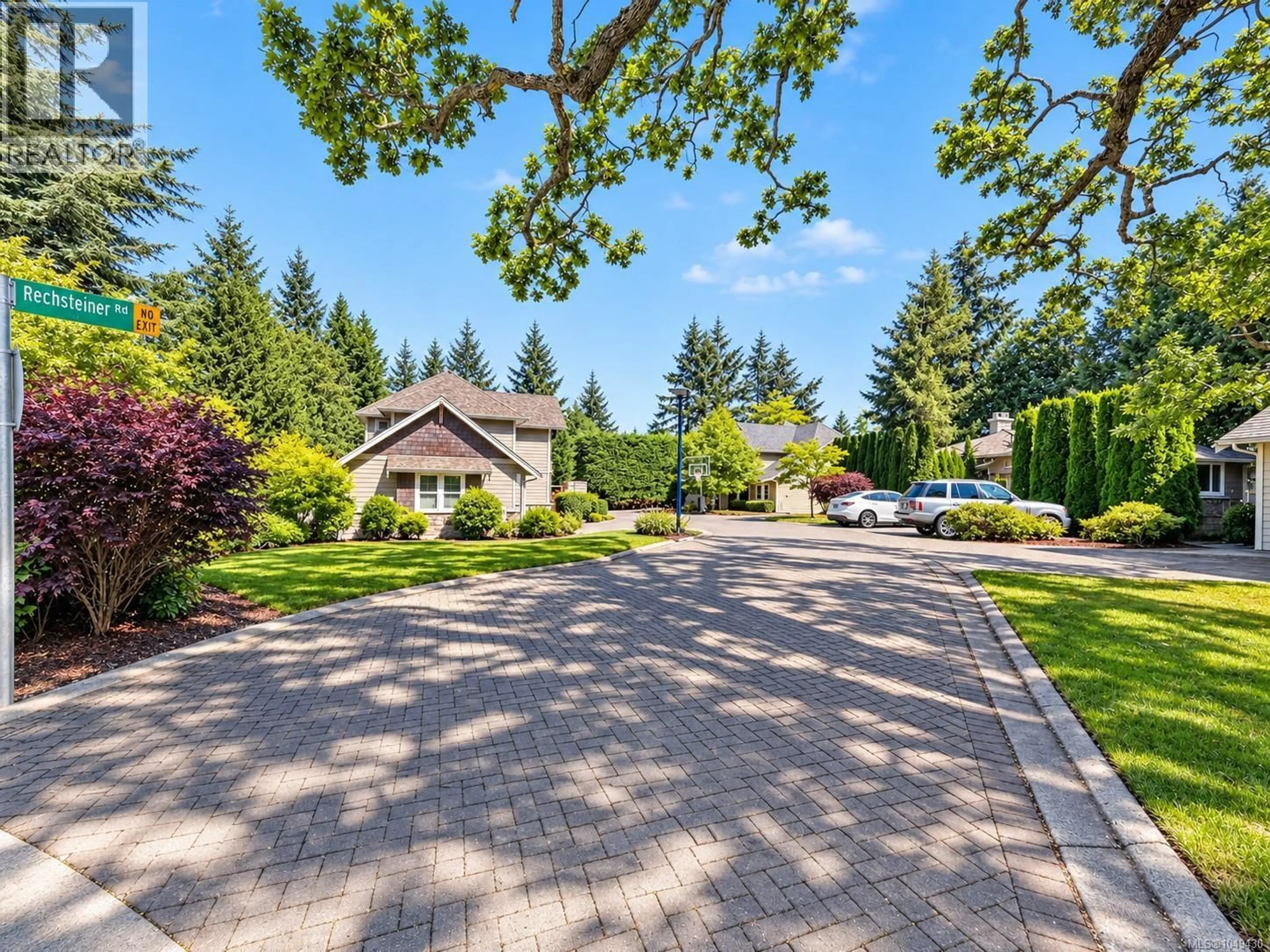 Unknown for 3975 RECHSTEINER ROAD, Saanich British Columbia V8P0A4