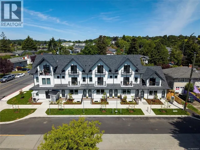 8 - 1830 ALLENBY STREET, Saanich 3