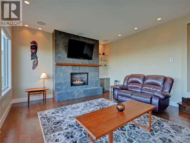280 MILBURN DRIVE, Colwood 5