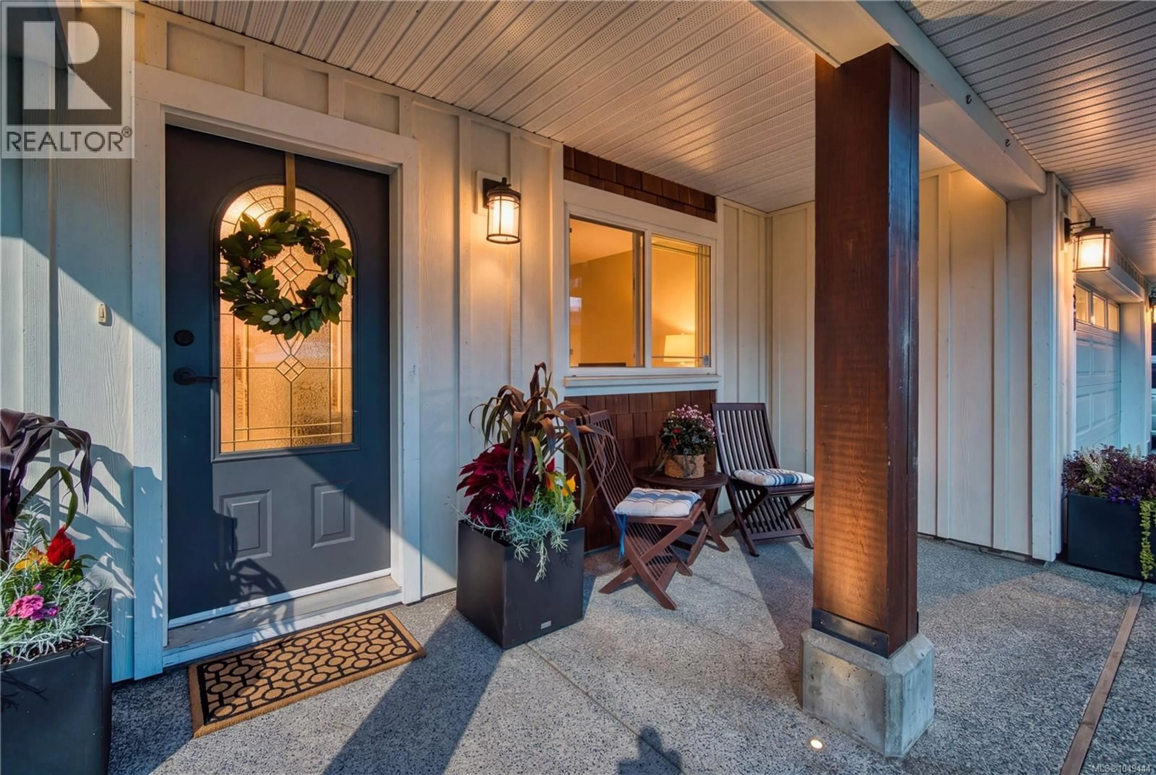 Indoor entryway for 4340 GULFVIEW DRIVE, Nanaimo British Columbia V9T6K4