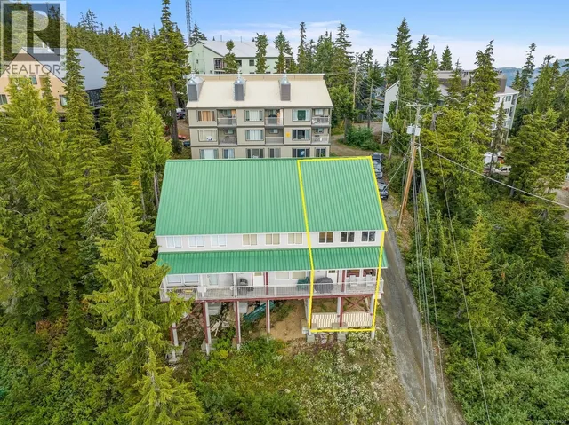 3 - 699 CASTLE CRAG CRESCENT, Courtenay
