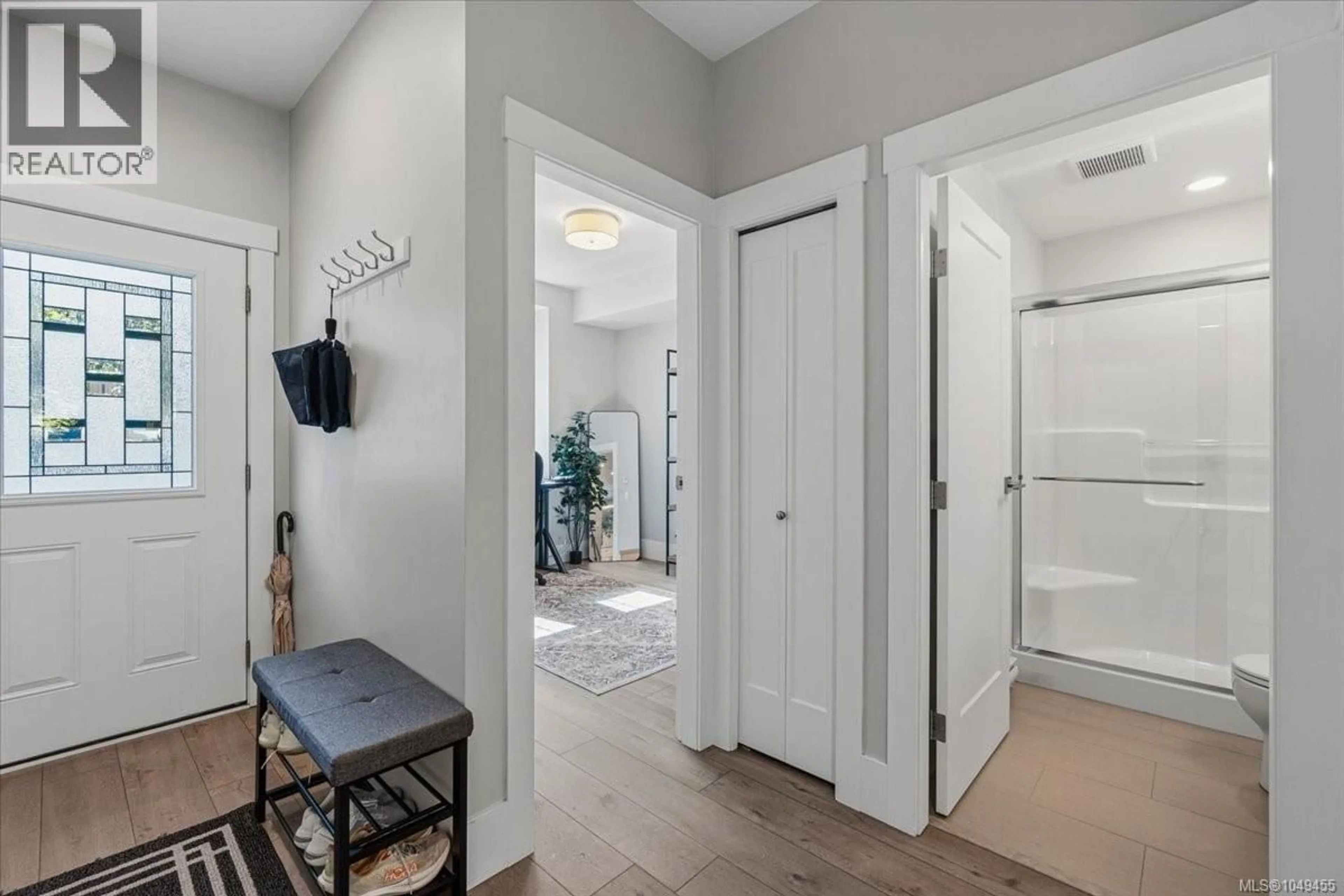 Indoor entryway for 201 - 5934 NELSON ROAD, Nanaimo British Columbia V9T5N9
