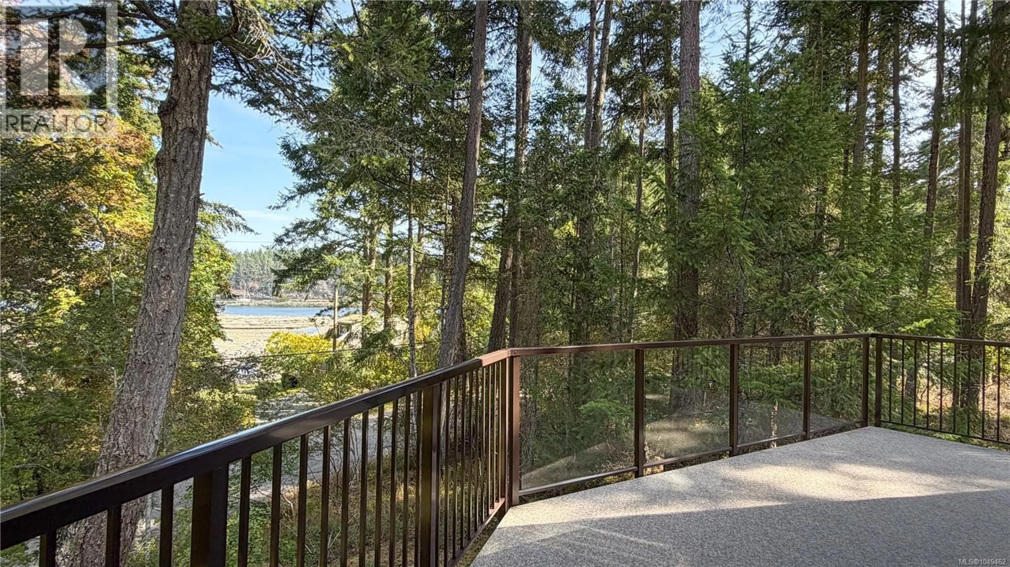 Patio, water/lake/river/ocean view for 2893 ROWAN WAY, Gabriola Island British Columbia V0R1X7