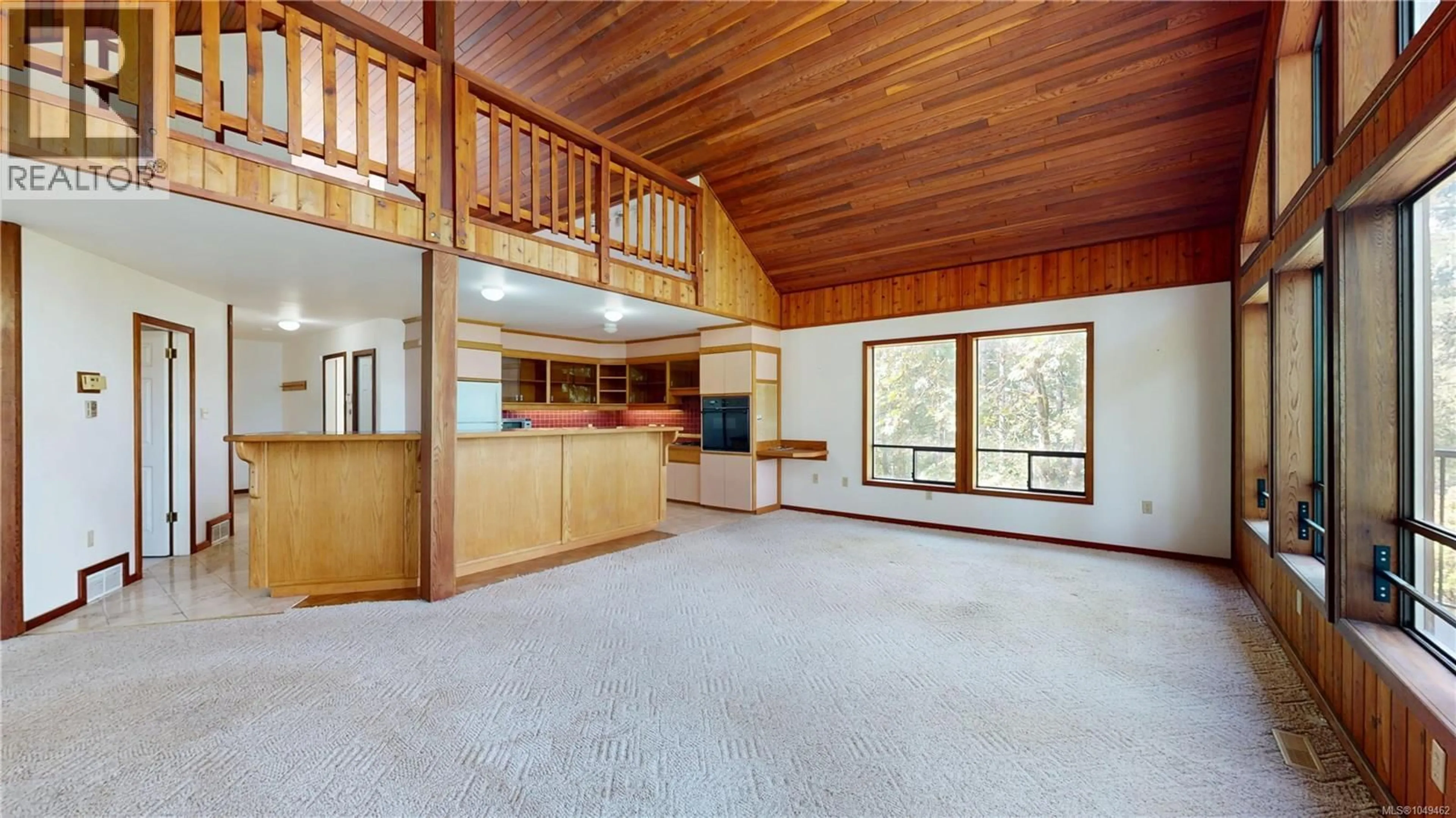 Indoor foyer for 2893 ROWAN WAY, Gabriola Island British Columbia V0R1X7