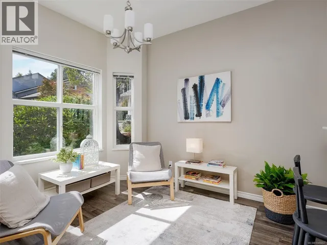 3 - 3633 CEDAR HILL ROAD, Saanich 5