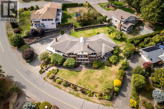8798 FOREST PARK DRIVE, North Saanich 2