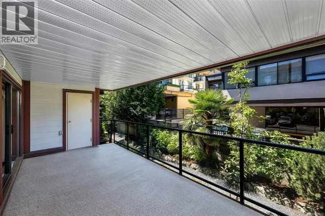 204 - 420 PARRY STREET, Victoria 3