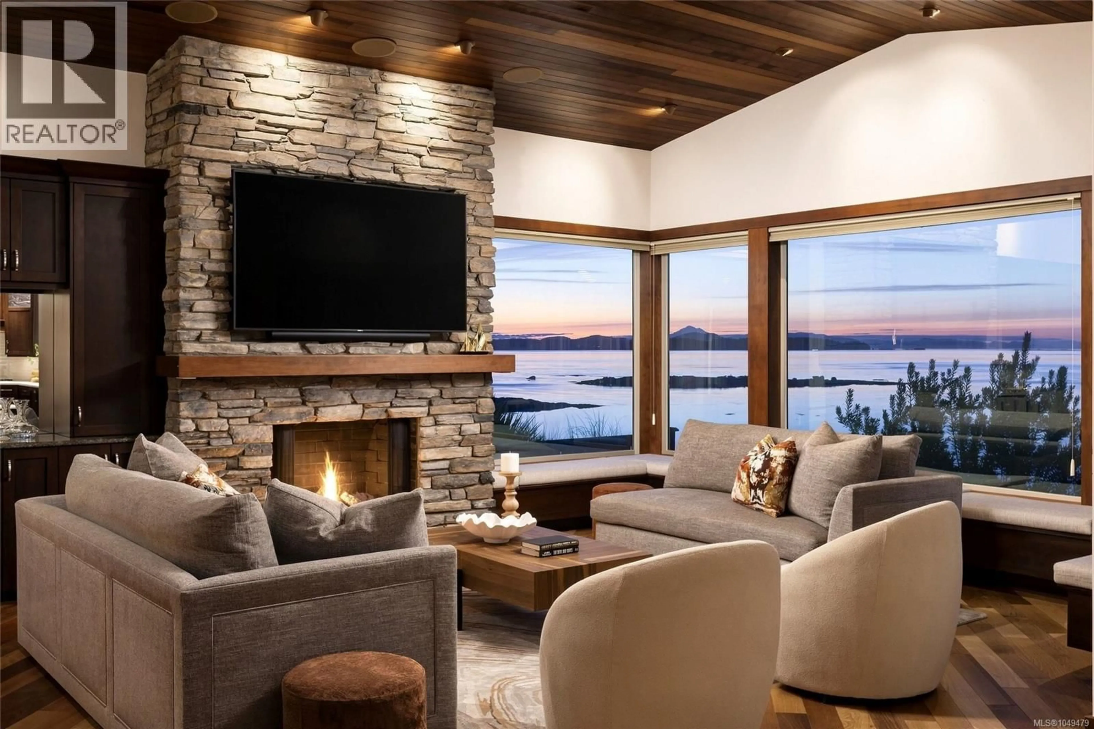 Living room with furniture, unknown for 10206 SURFSIDE PLACE, Sidney British Columbia V8L3R5