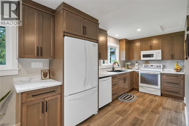 61 MAPLE PARK CIRCLE, Campbell River 2