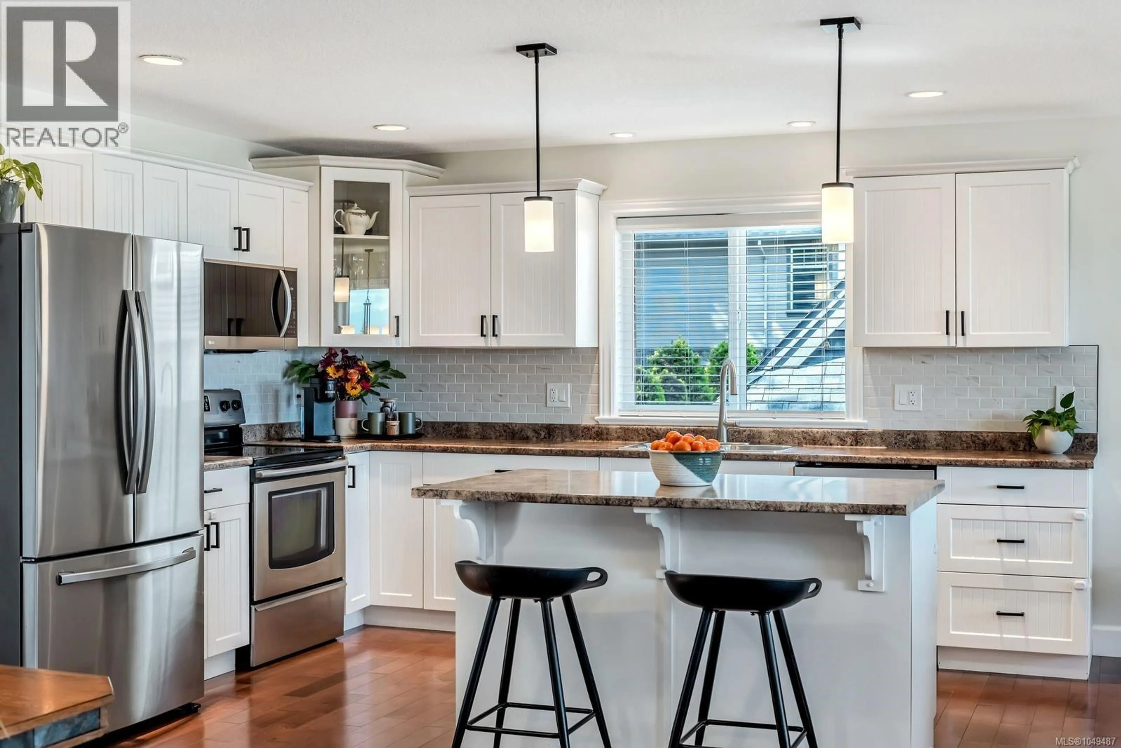 Open concept kitchen, unknown for 2311 ROCKWOOD PLACE, Nanaimo British Columbia V9R7B3