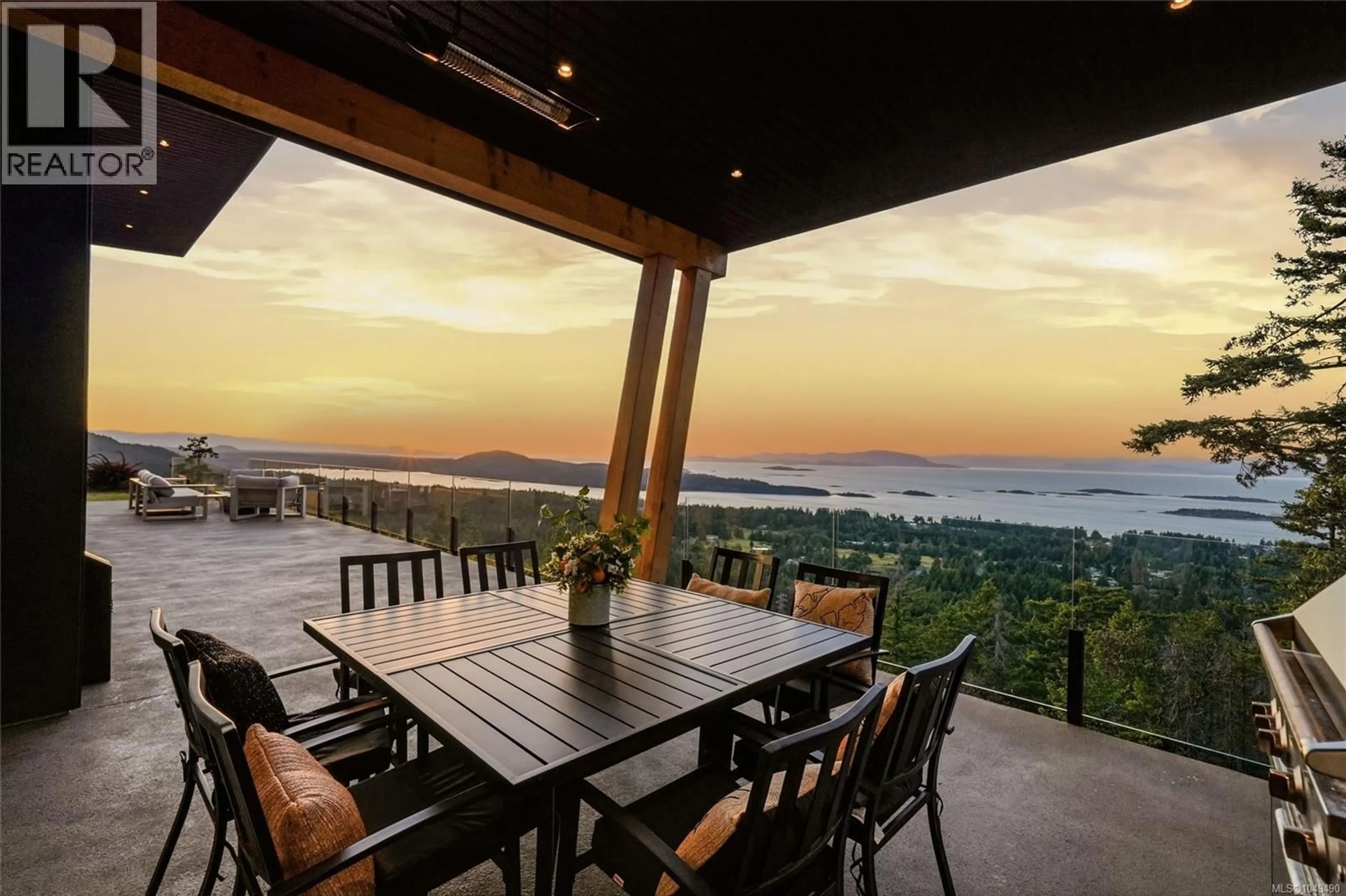 Patio, mountain view for 7545 COPLEY RIDGE DRIVE, Lantzville British Columbia V0R2H0