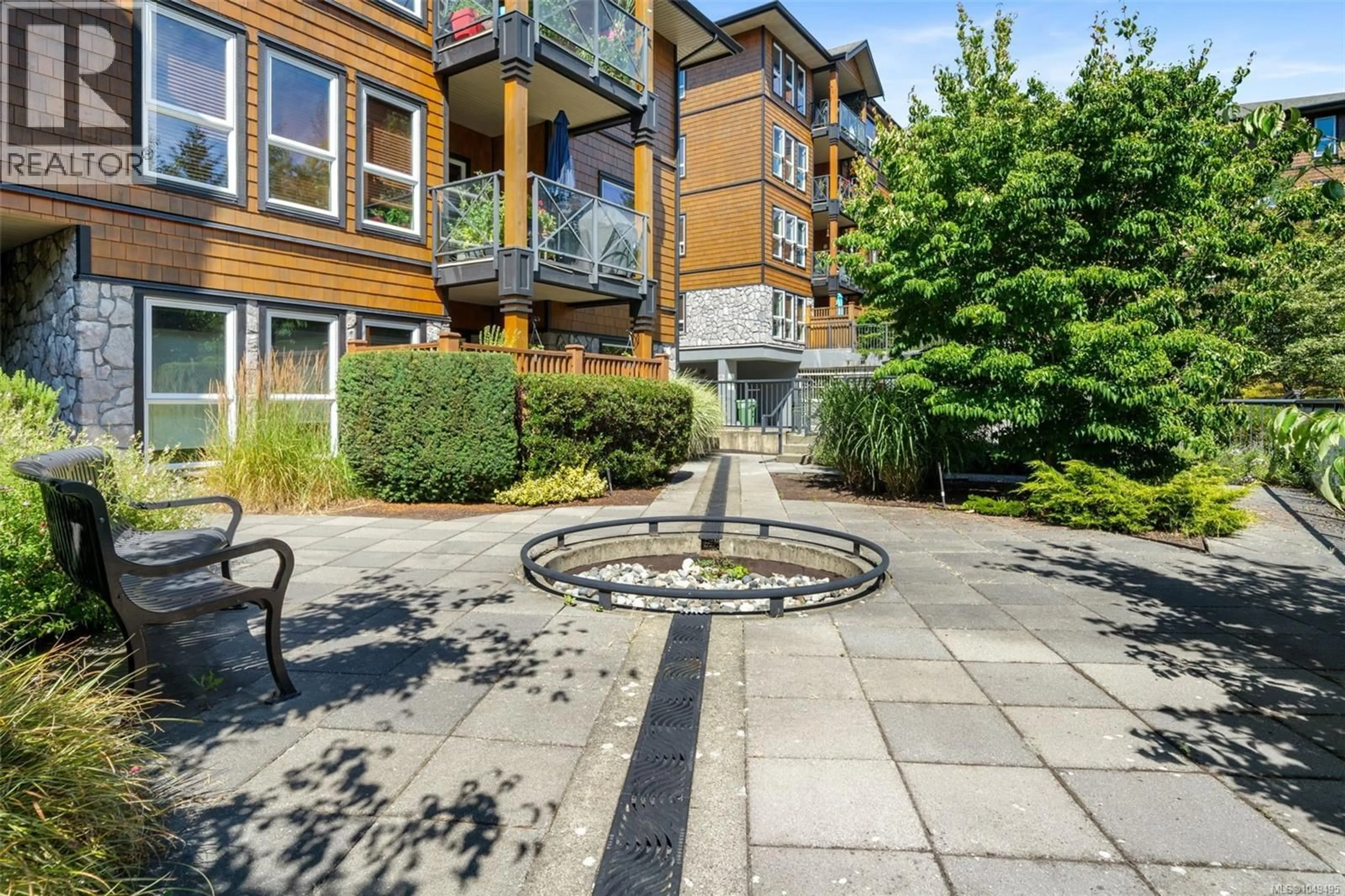 Patio, street for 105 - 101 NURSERY HILL DRIVE, View Royal British Columbia V9B0H5