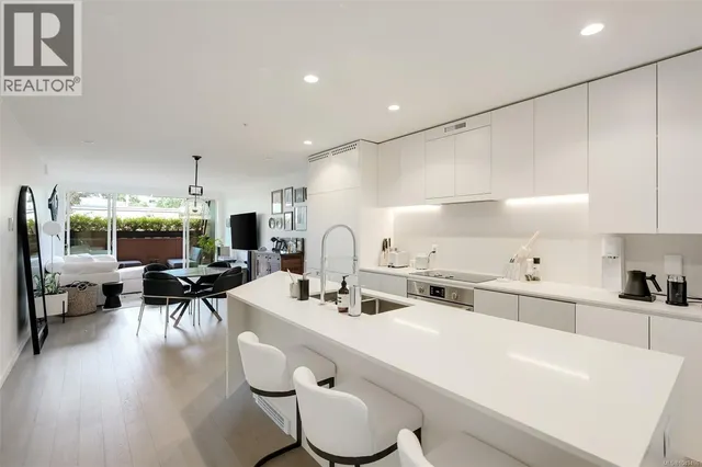 204 - 430 PARRY STREET, Victoria 5