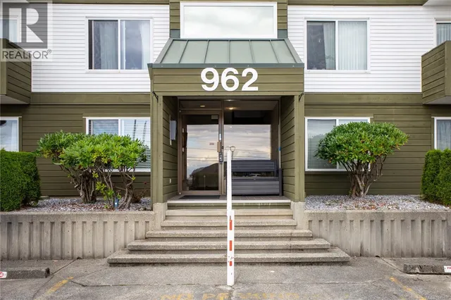 304 - 962 ISLAND HIGHWAY SOUTH, Campbell River 2