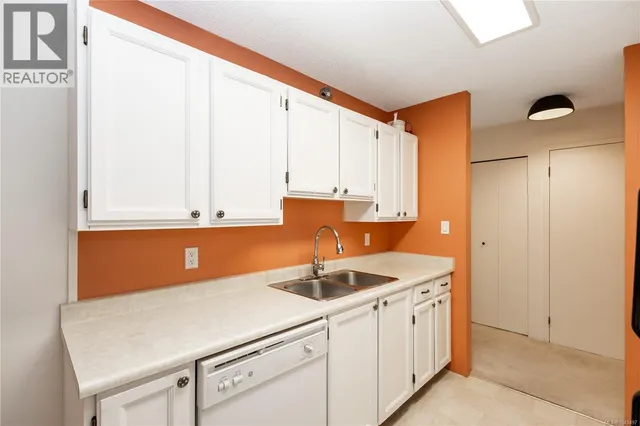 304 - 962 ISLAND HIGHWAY SOUTH, Campbell River 5