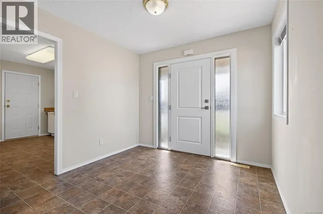 1268 MILLER ROAD, Comox 4