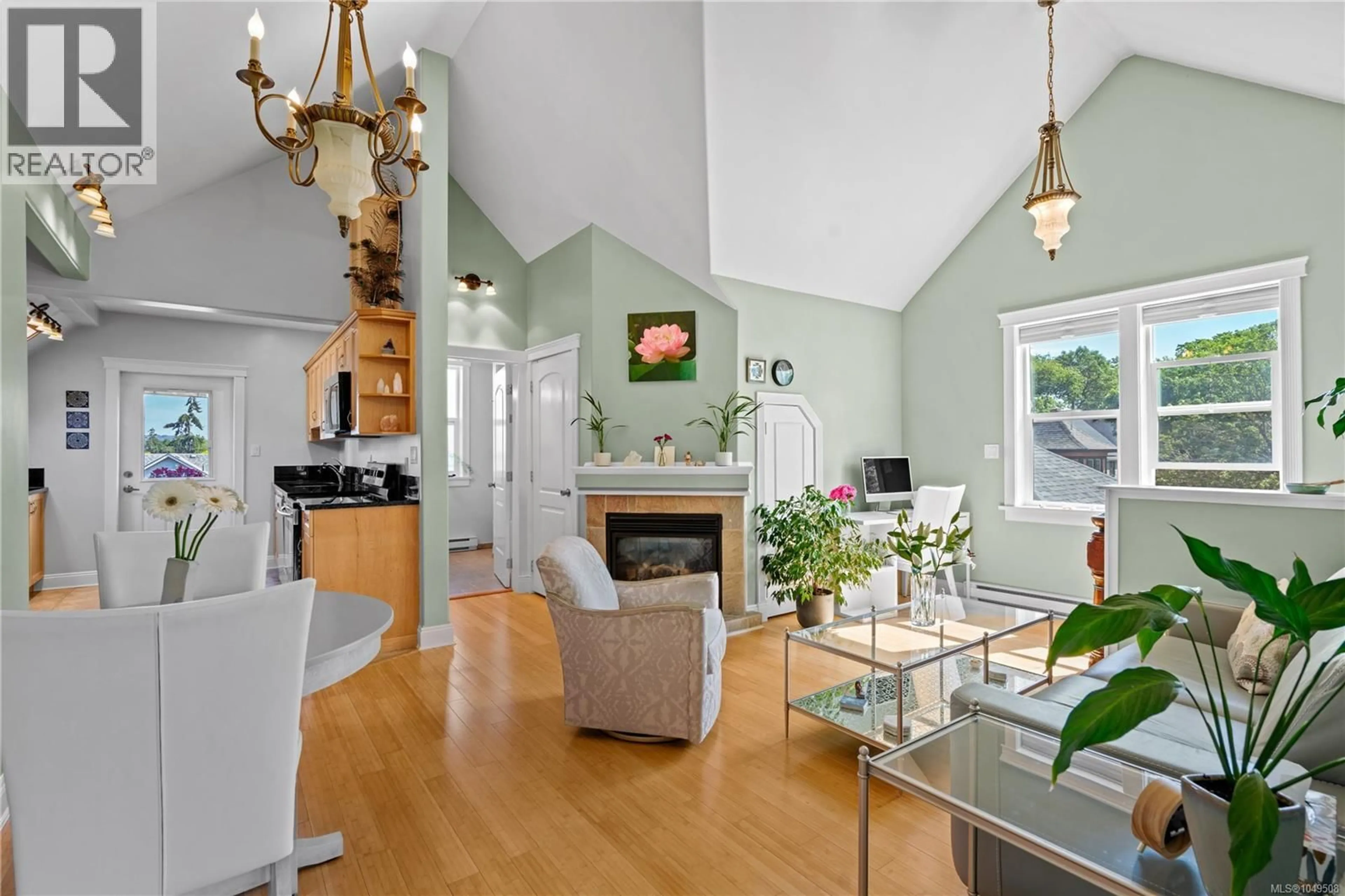 Open concept kitchen, unknown for 3 - 1376 PANDORA AVENUE, Victoria British Columbia V8R1A3