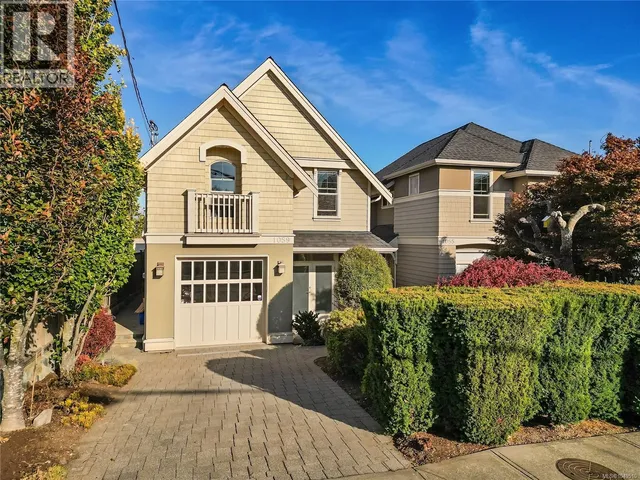 1059 CLARE STREET, Victoria