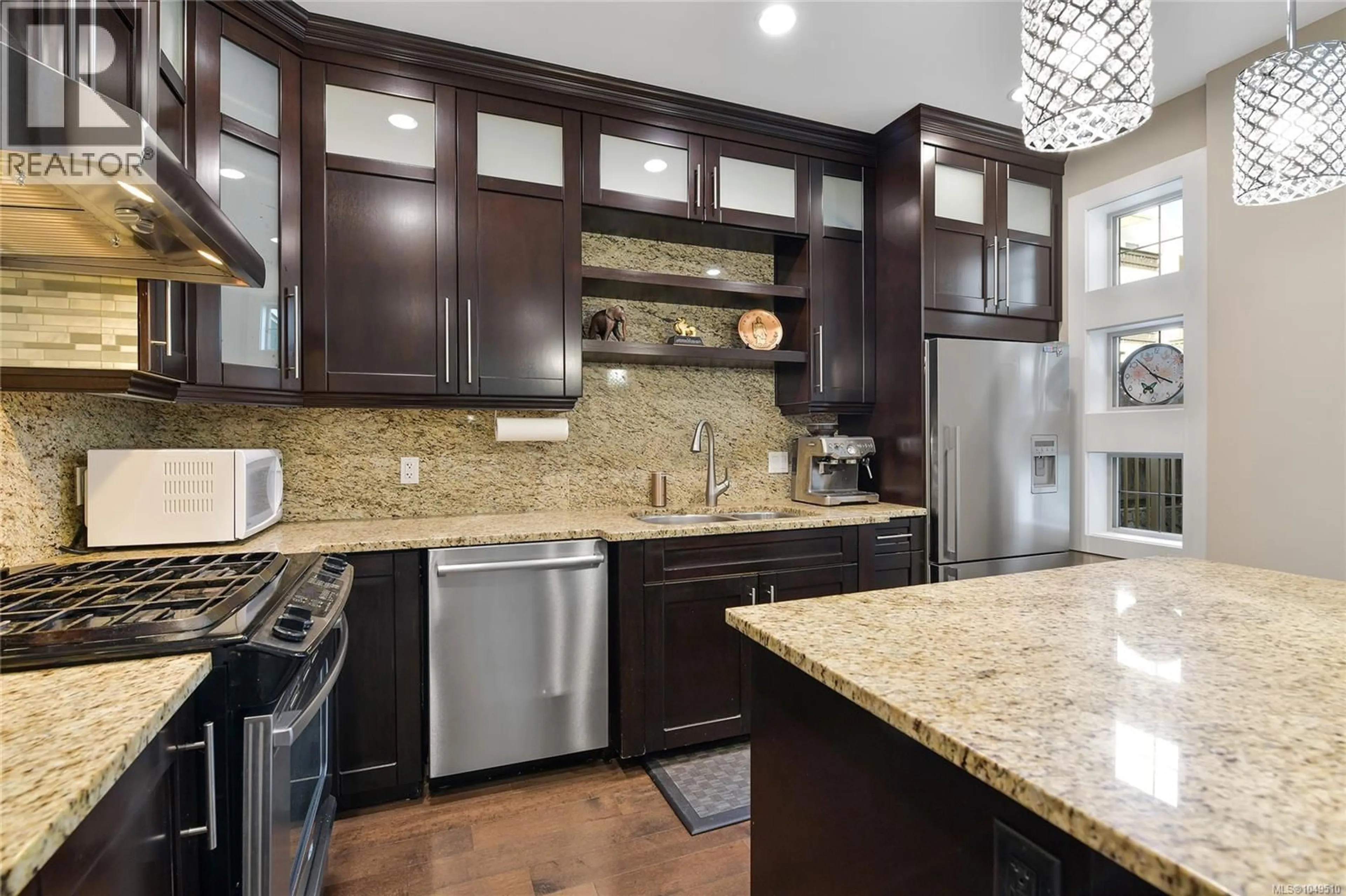 Contemporary kitchen, ceramic/tile floor for 1059 CLARE STREET, Victoria British Columbia V8S4B5