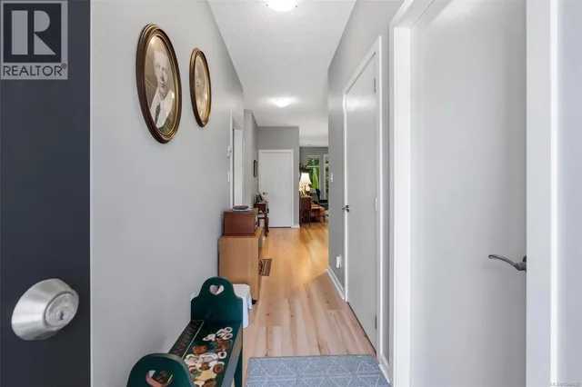 2410 FERN WAY, Sooke 3