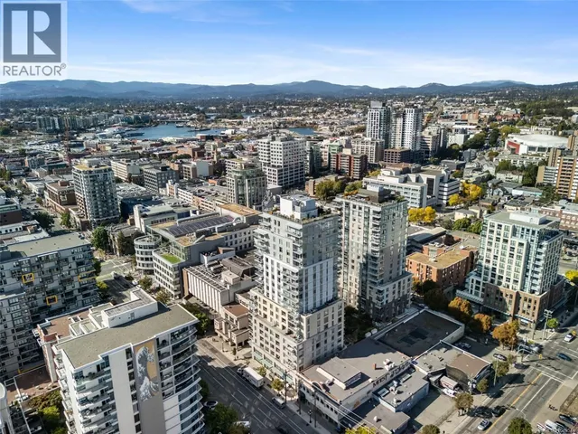 703 - 848 YATES STREET, Victoria 2
