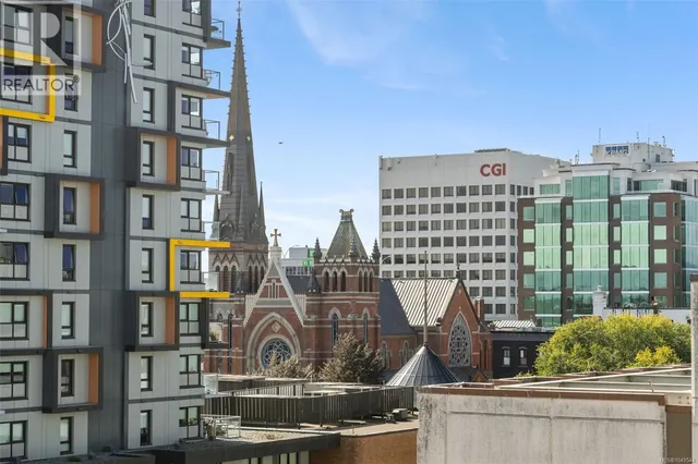 703 - 848 YATES STREET, Victoria 5