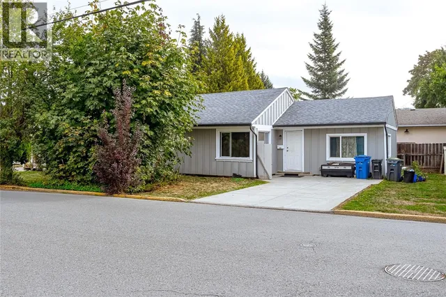160 MCKINSTRY ROAD, Duncan 3