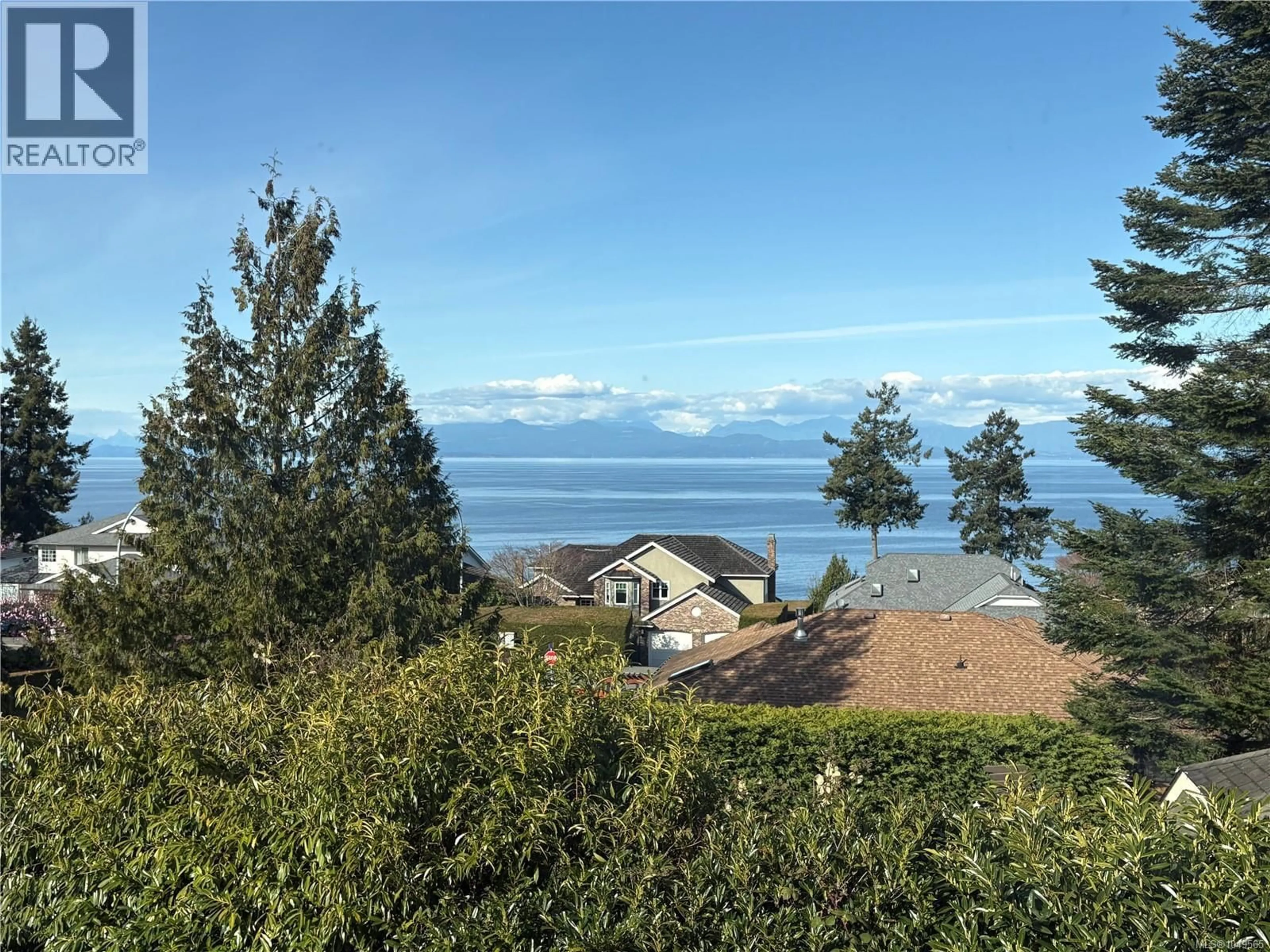 A pic from outside/outdoor area/front of a property/back of a property/a pic from drone, water/lake/river/ocean view for 114 NONA PLACE, Nanaimo British Columbia V9V1B6