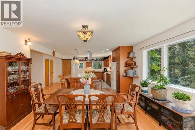 154 HIGH HILL ROAD, Salt Spring 4