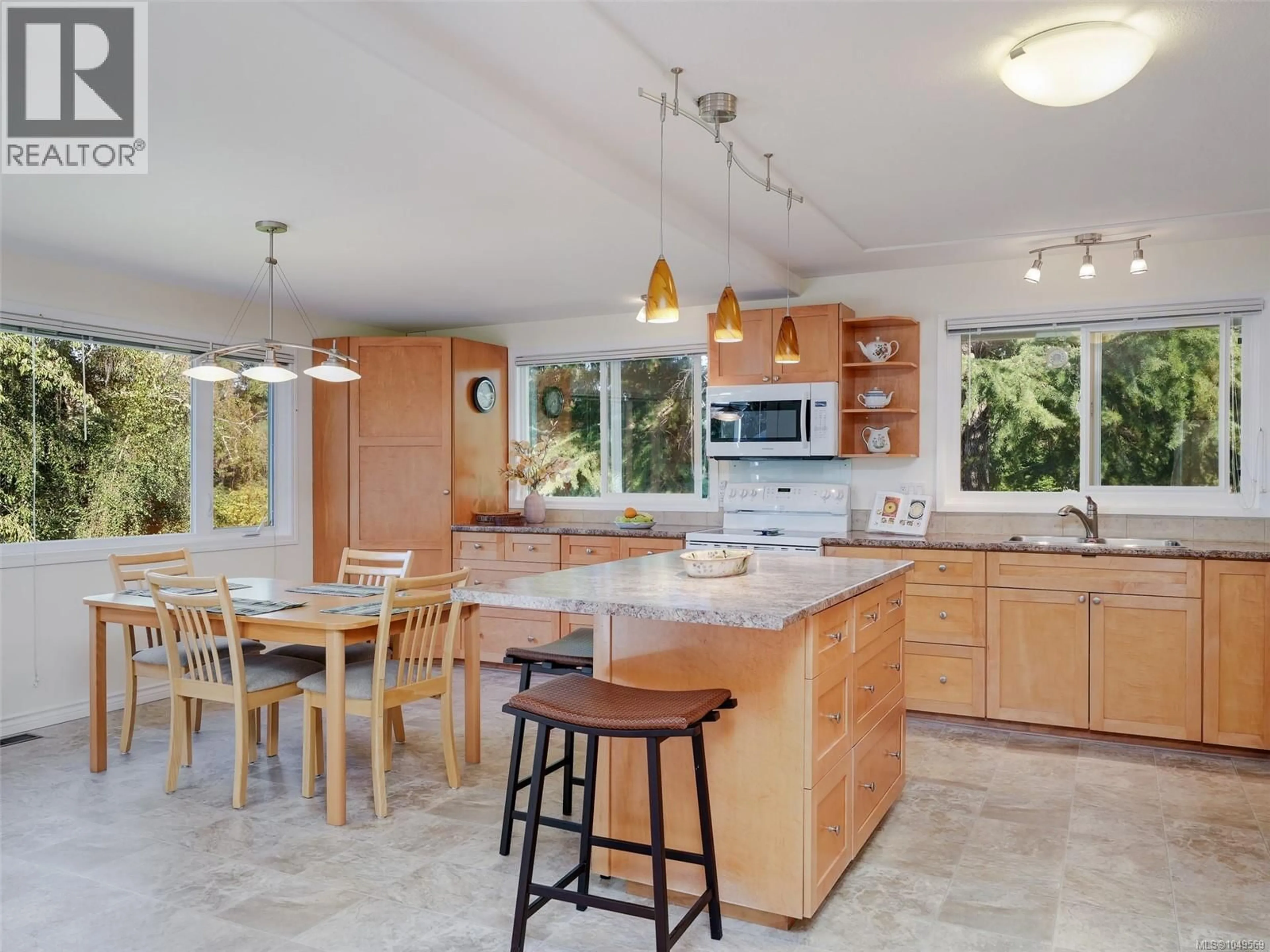 Open concept kitchen, ceramic/tile floor for 9743 ARDMORE DRIVE, North Saanich British Columbia V8L5H5