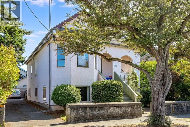 117 MEDANA STREET, Victoria 2