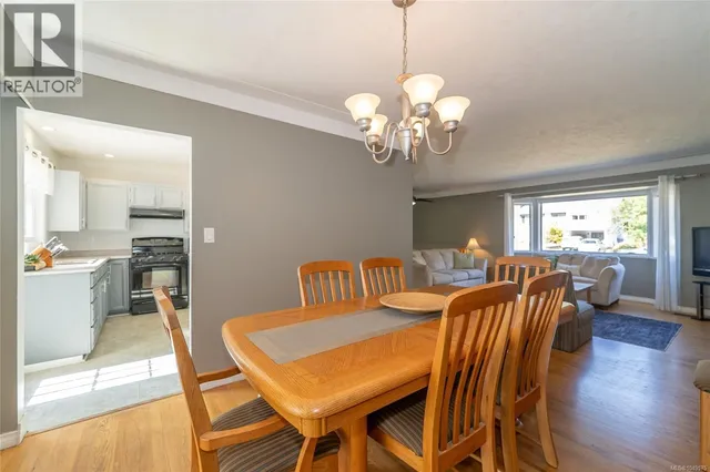3057 SHOREVIEW DRIVE, Langford 5