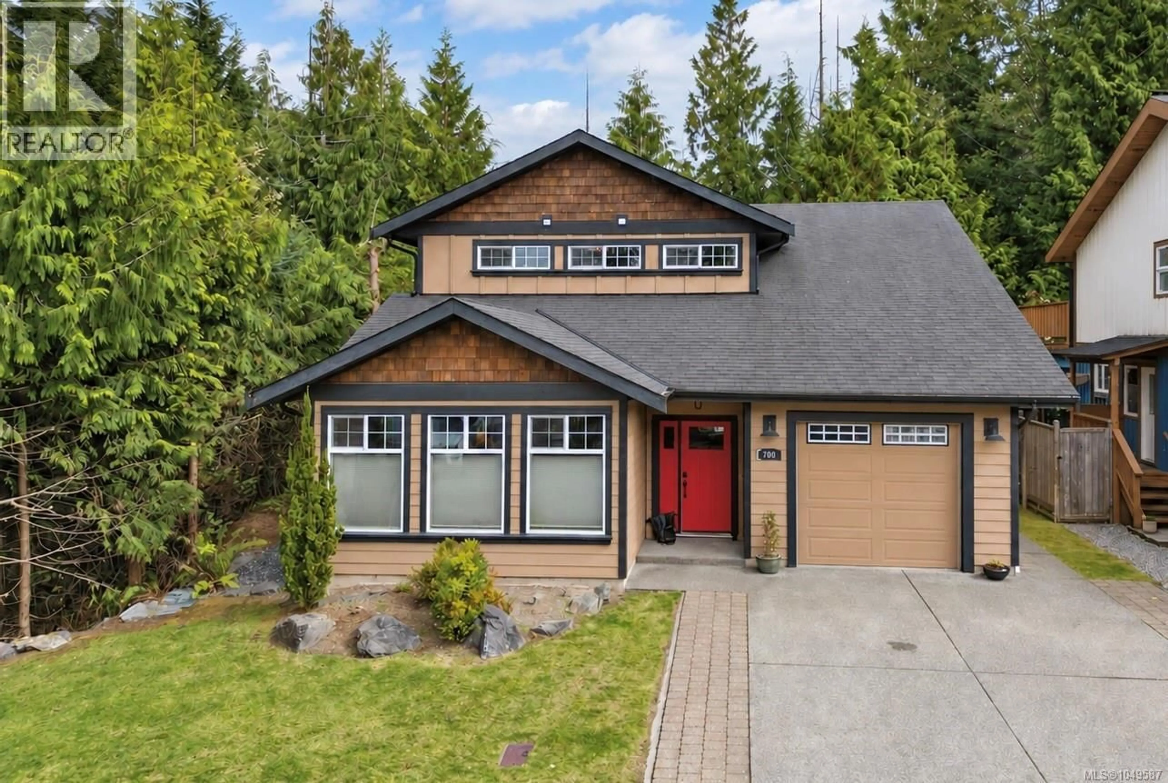 Home with vinyl exterior material, street for 700 OCEAN PARK DRIVE, Tofino British Columbia V0R2Z0