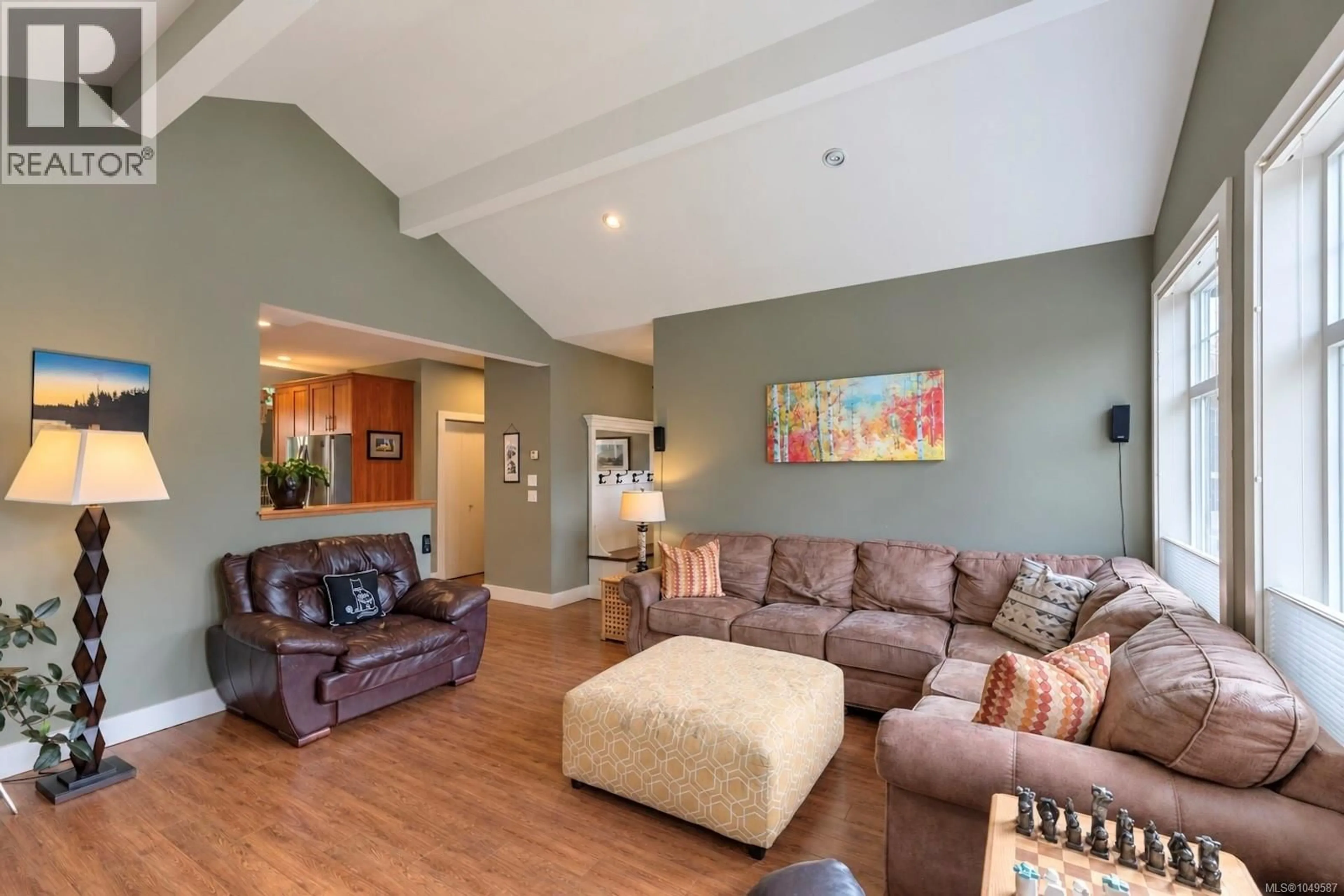 Living room with furniture, unknown for 700 OCEAN PARK DRIVE, Tofino British Columbia V0R2Z0
