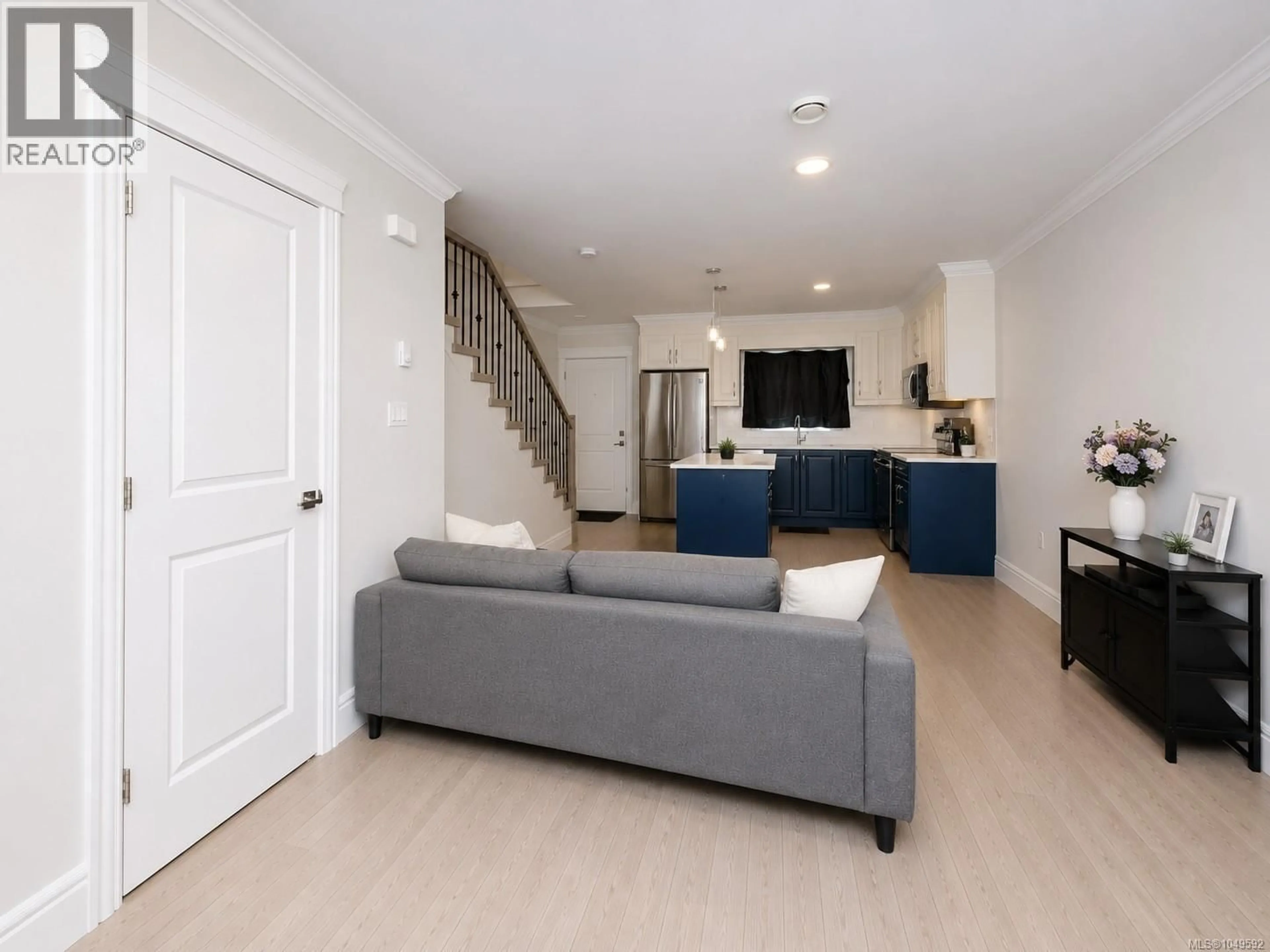 Living room with furniture, unknown for 102 - 3248 SHERMAN ROAD, Duncan British Columbia V9L4B4