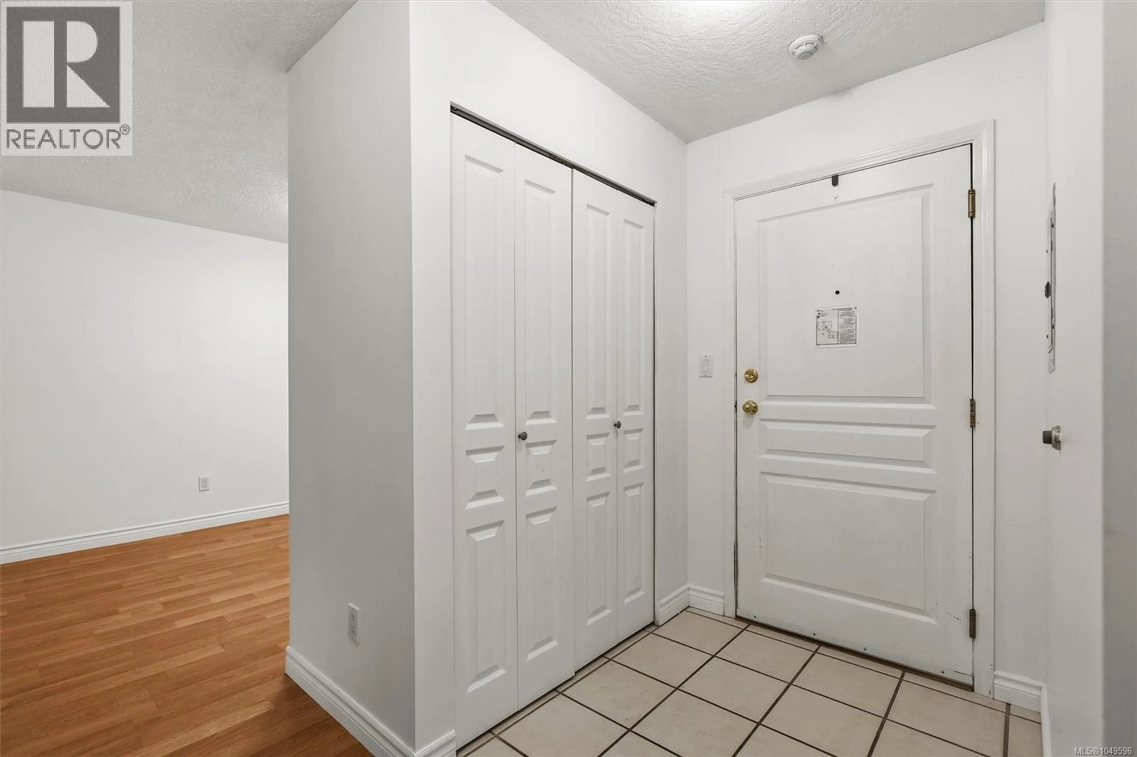 Unknown for 112 - 894 VERNON AVENUE, Saanich British Columbia V8X2W6