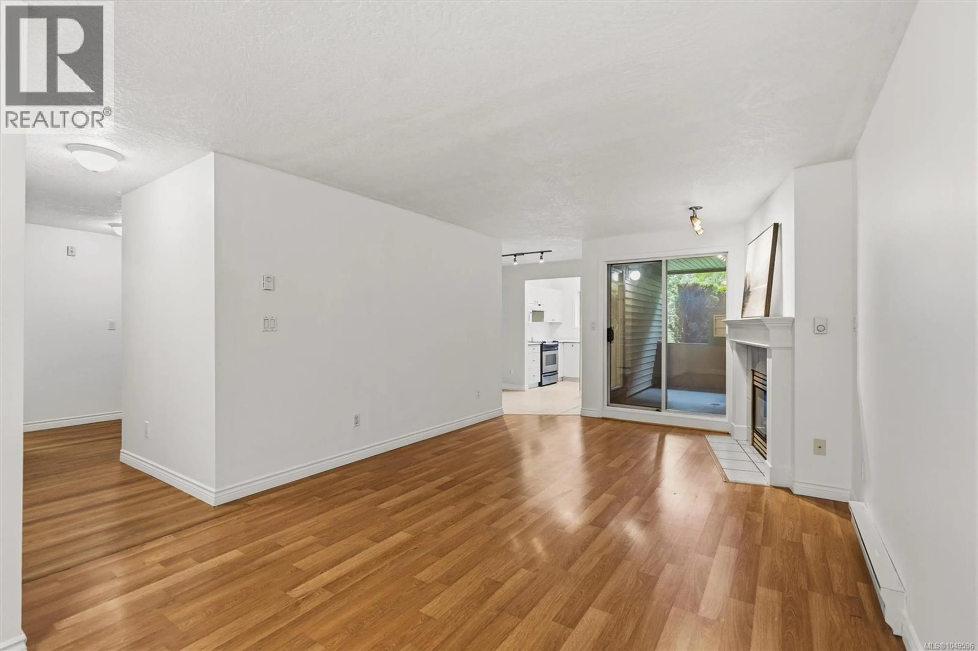 A pic of a room for 112 - 894 VERNON AVENUE, Saanich British Columbia V8X2W6