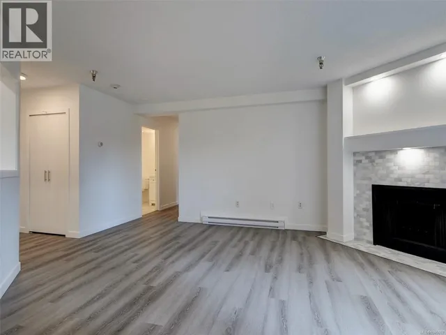 205 - 75 GORGE ROAD WEST, Saanich 5