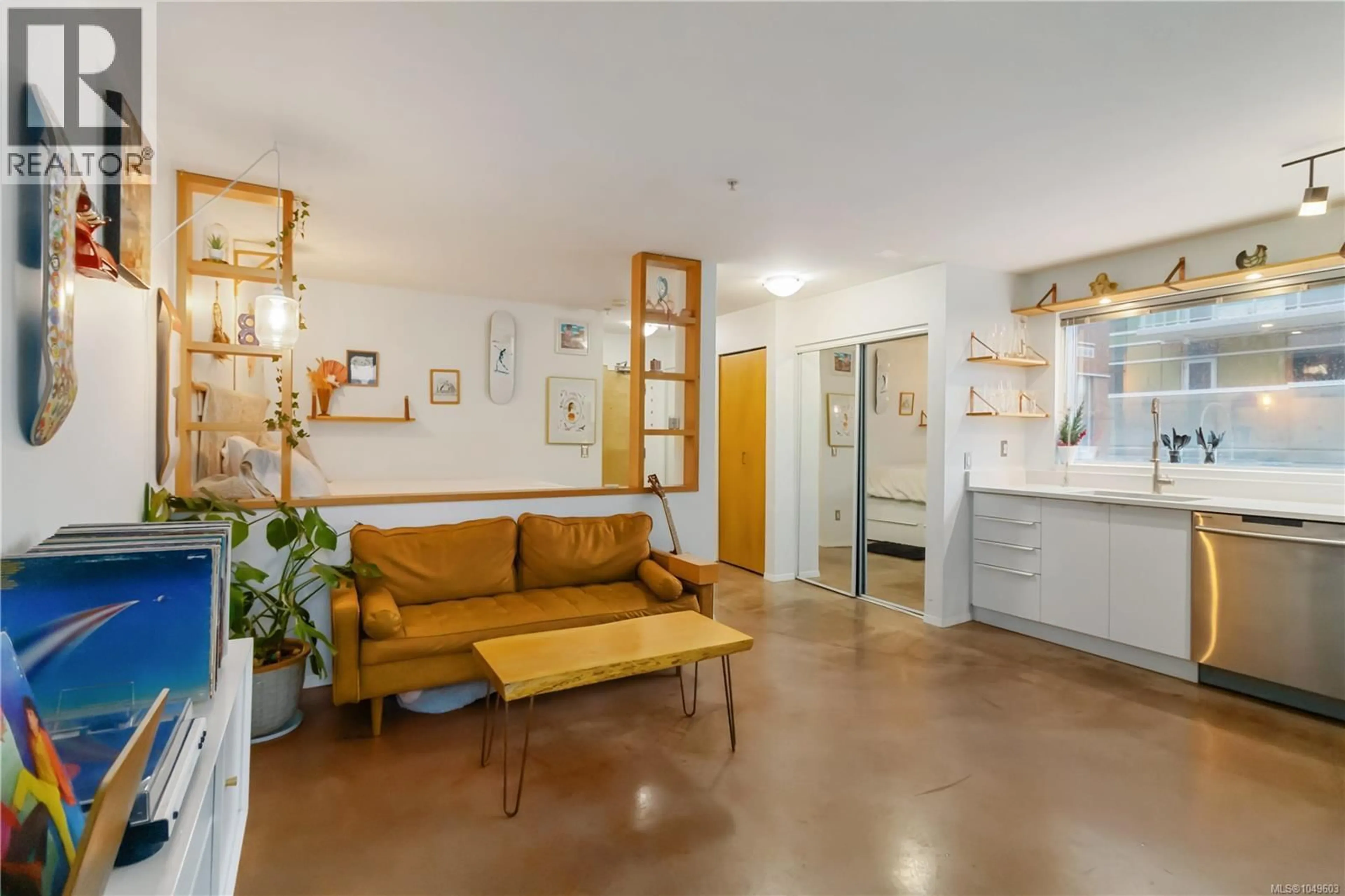 Living room with furniture, unknown for 301 - 932 JOHNSON STREET, Victoria British Columbia V8V3N4