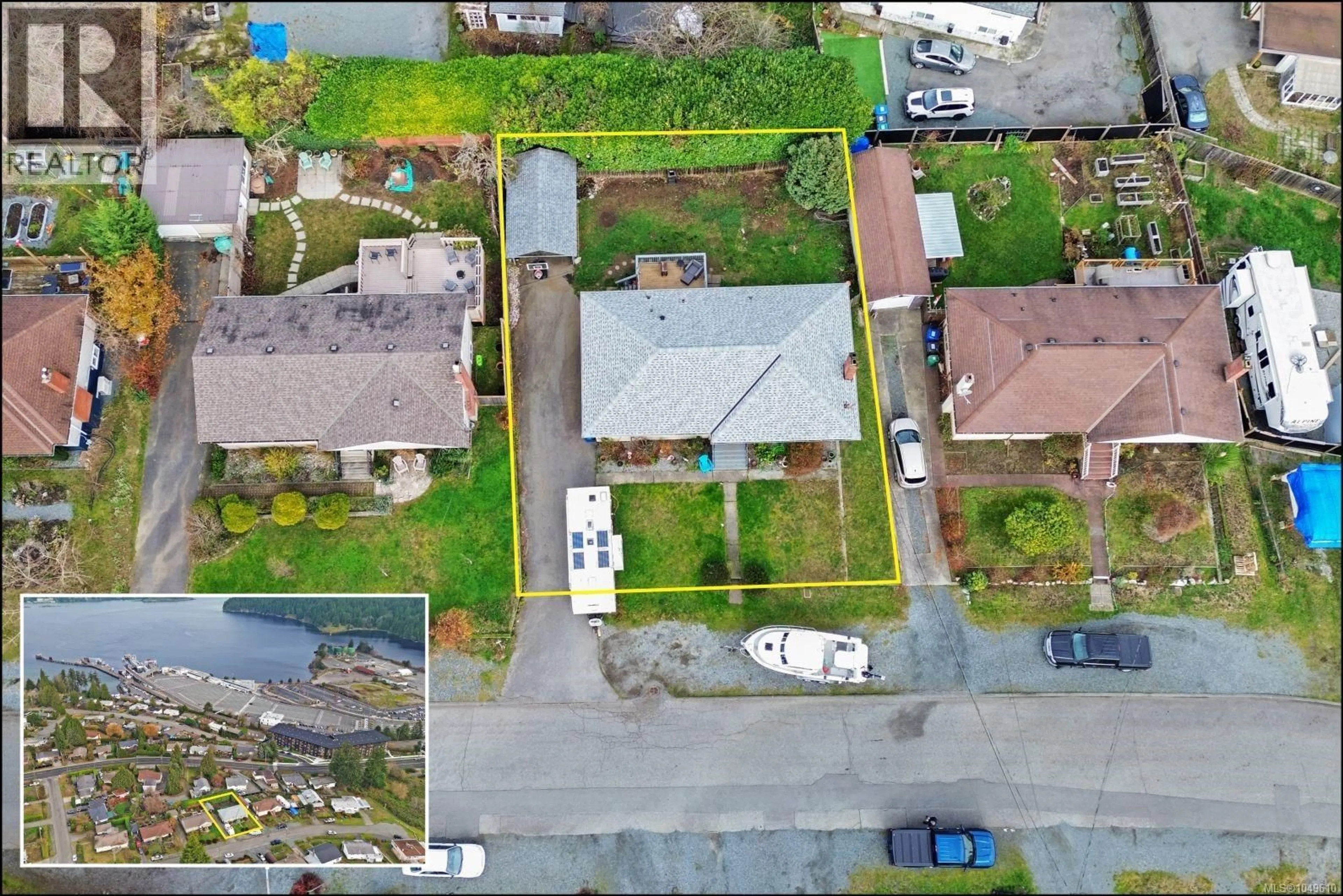 A pic from outside/outdoor area/front of a property/back of a property/a pic from drone, street for 650 HAWKINS STREET, Nanaimo British Columbia V9S2V6