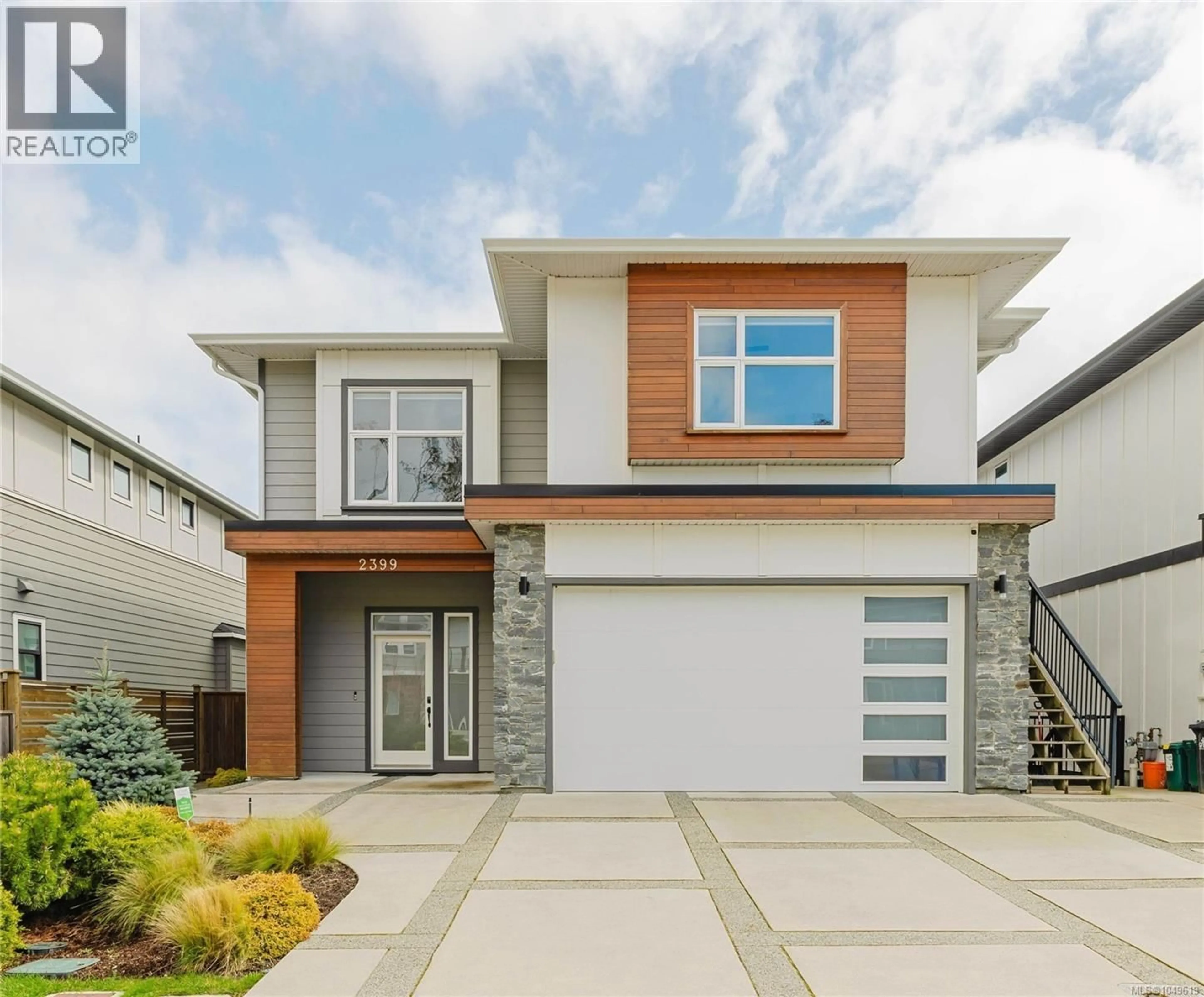 Home with vinyl exterior material, street for 2399 AZURITE CRESCENT, Langford British Columbia V9B0T9