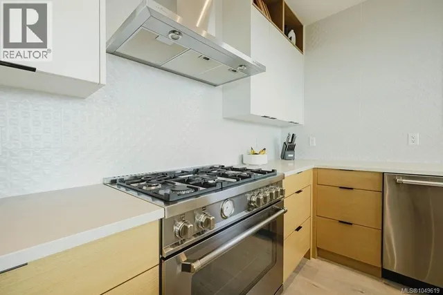 2399 AZURITE CRESCENT, Langford 5