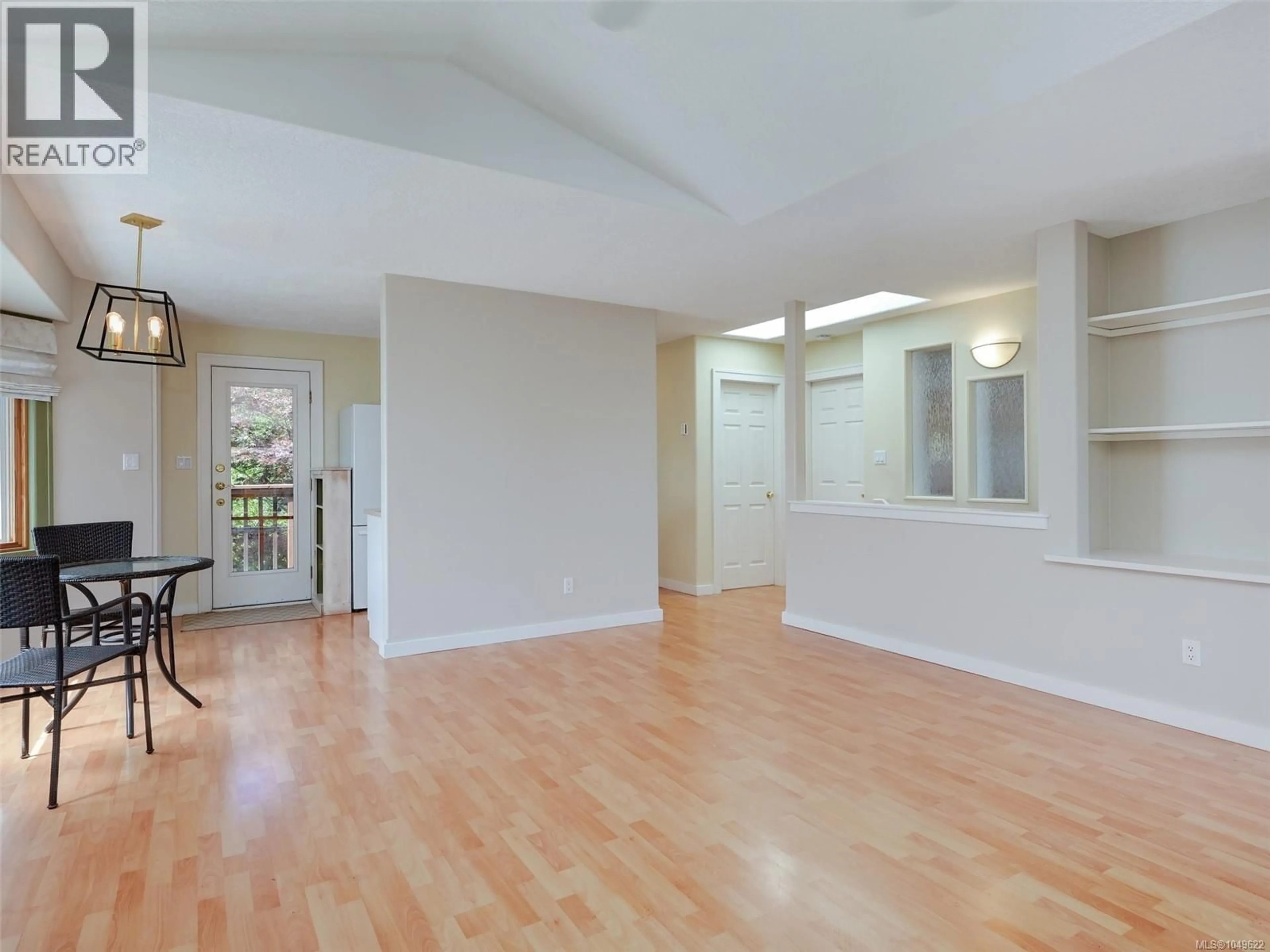 Unknown for 1040 ALSTON STREET, Victoria British Columbia V9A7P6
