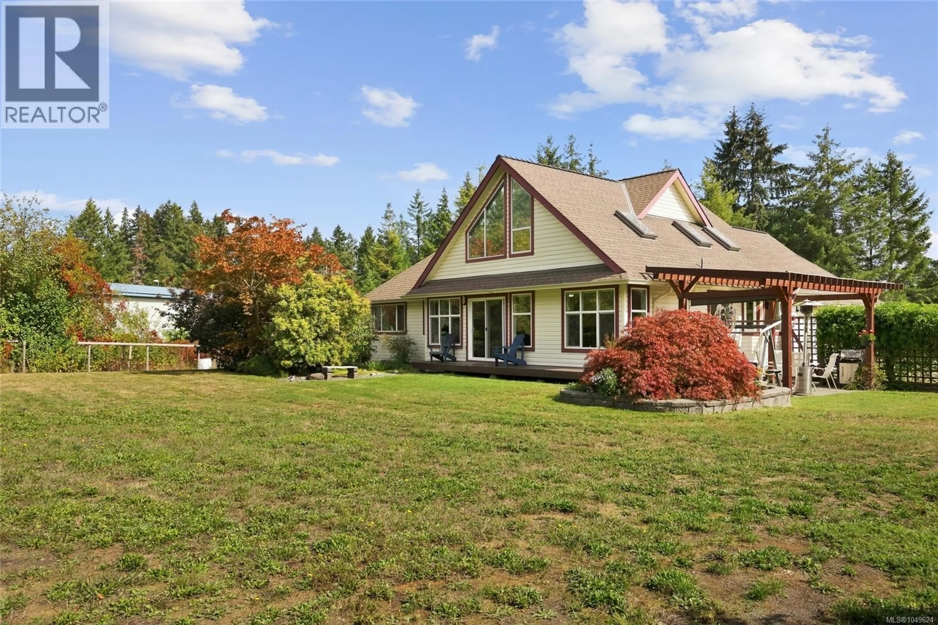 Home with vinyl exterior material, unknown for 2877 LAKE TRAIL ROAD, Courtenay British Columbia V9N9K8